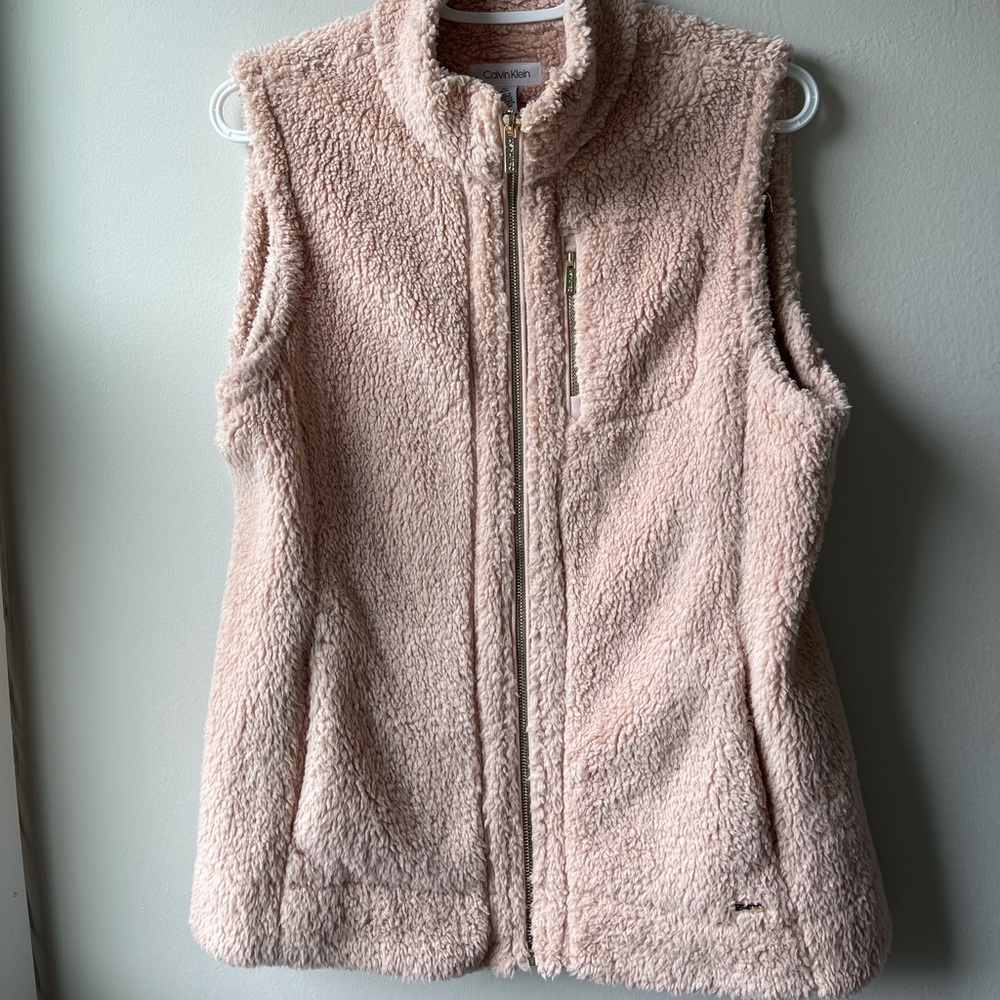 Soft Calvin Klein vest size medium